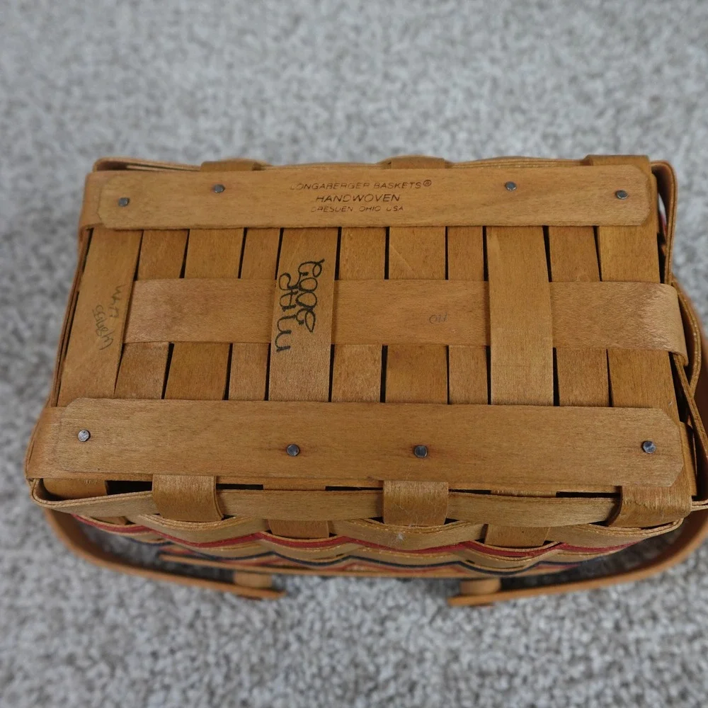Longaberger 2002 Proudly Longaberger Bee Basket Patriotic Red Blue Stars